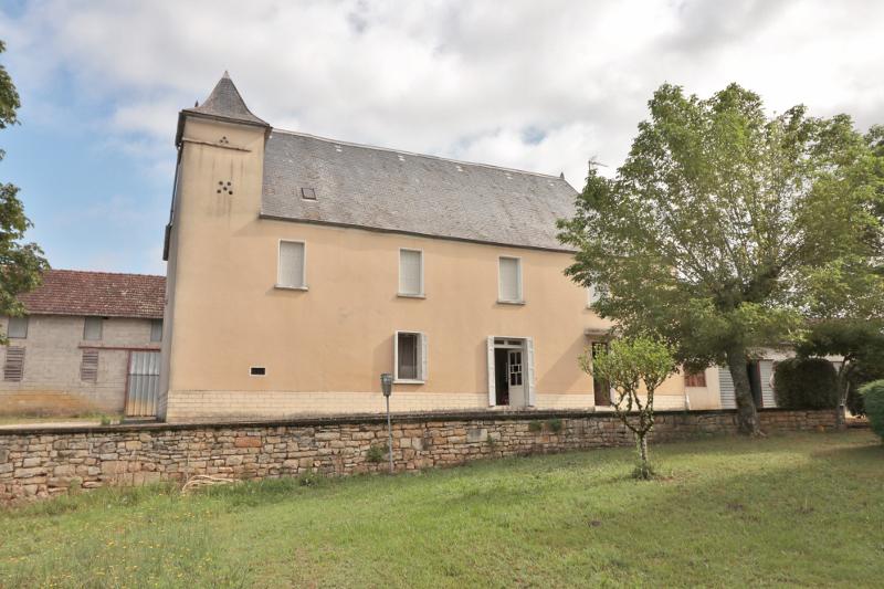 House in Sarlat-la-Caneda - view 1
