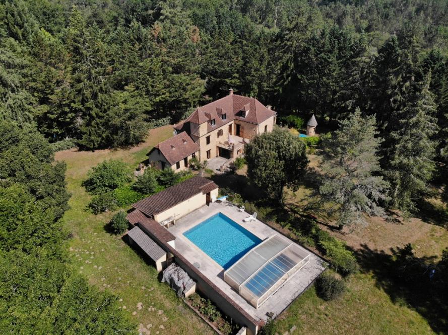House in Sarlat-la-Caneda - view 1
