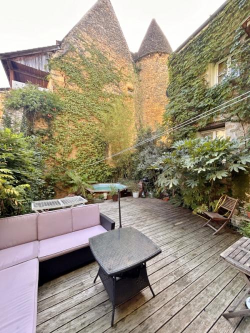 House in Sarlat-la-Caneda - Image 2
