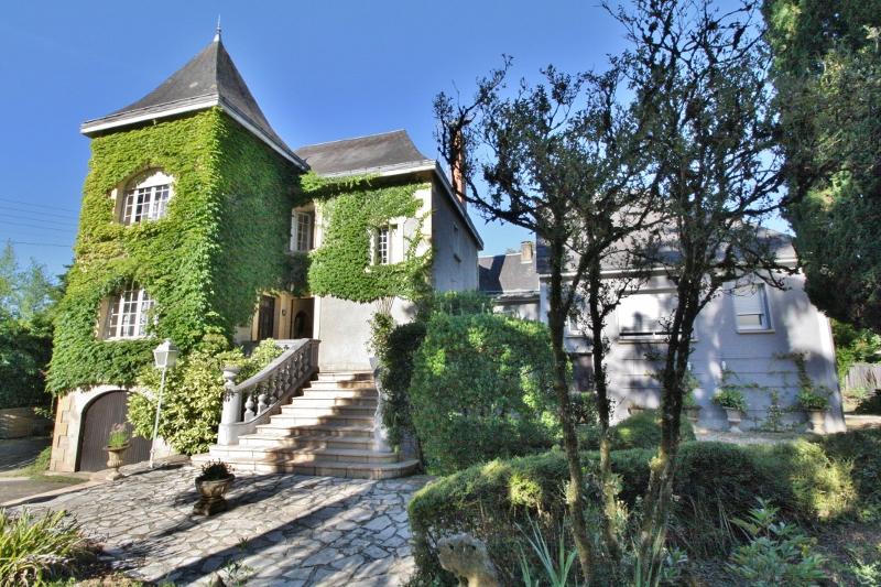 House in Sarlat-la-Caneda - view 1