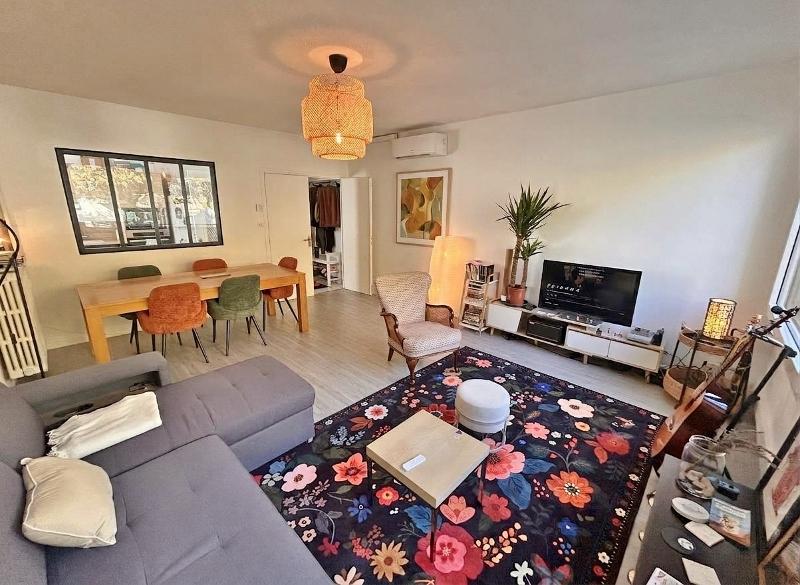 House in Sarlat-la-Caneda - Image 2